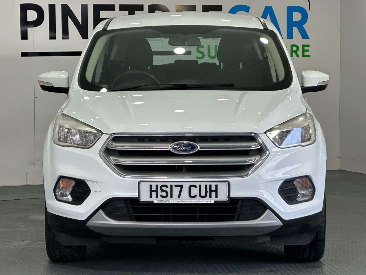 A 2017 FORD KUGA 1.5T EcoBoost Zetec SUV 5dr Petrol Manual Euro 6 (s/s) (120 ps) A 2017 FORD KUGA 1.5T EcoBoost Zetec SUV 5dr Petrol Manual Euro 6 (s/s) (120 ps)