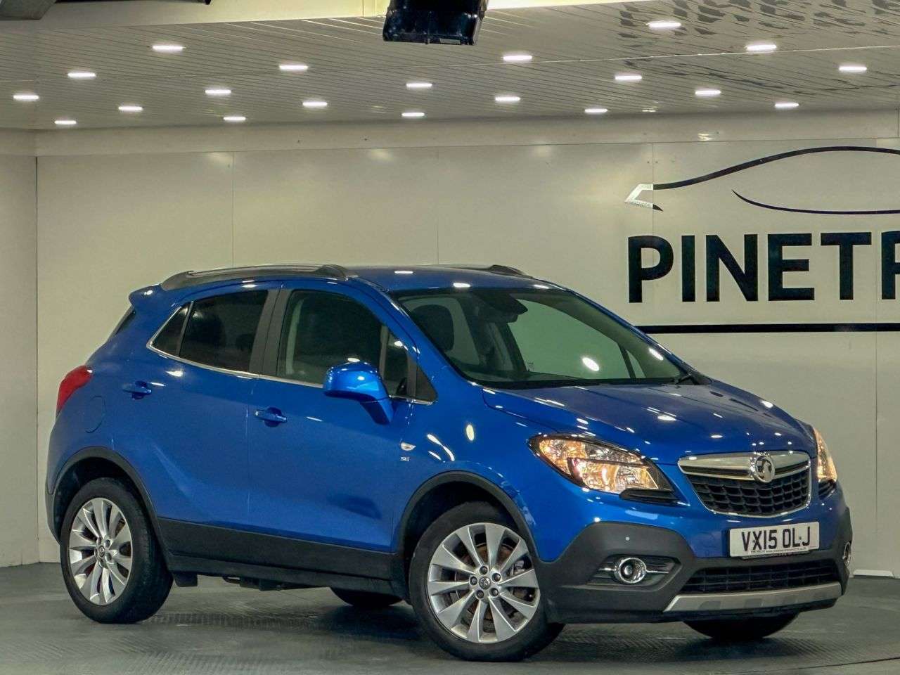 A 2015 VAUXHALL MOKKA 1.7 CDTi SE SUV 5dr Diesel Manual 4WD Euro 5 (s/s) (130 ps) A 2015 VAUXHALL MOKKA 1.7 CDTi SE SUV 5dr Diesel Manual 4WD Euro 5 (s/s) (130 ps)
