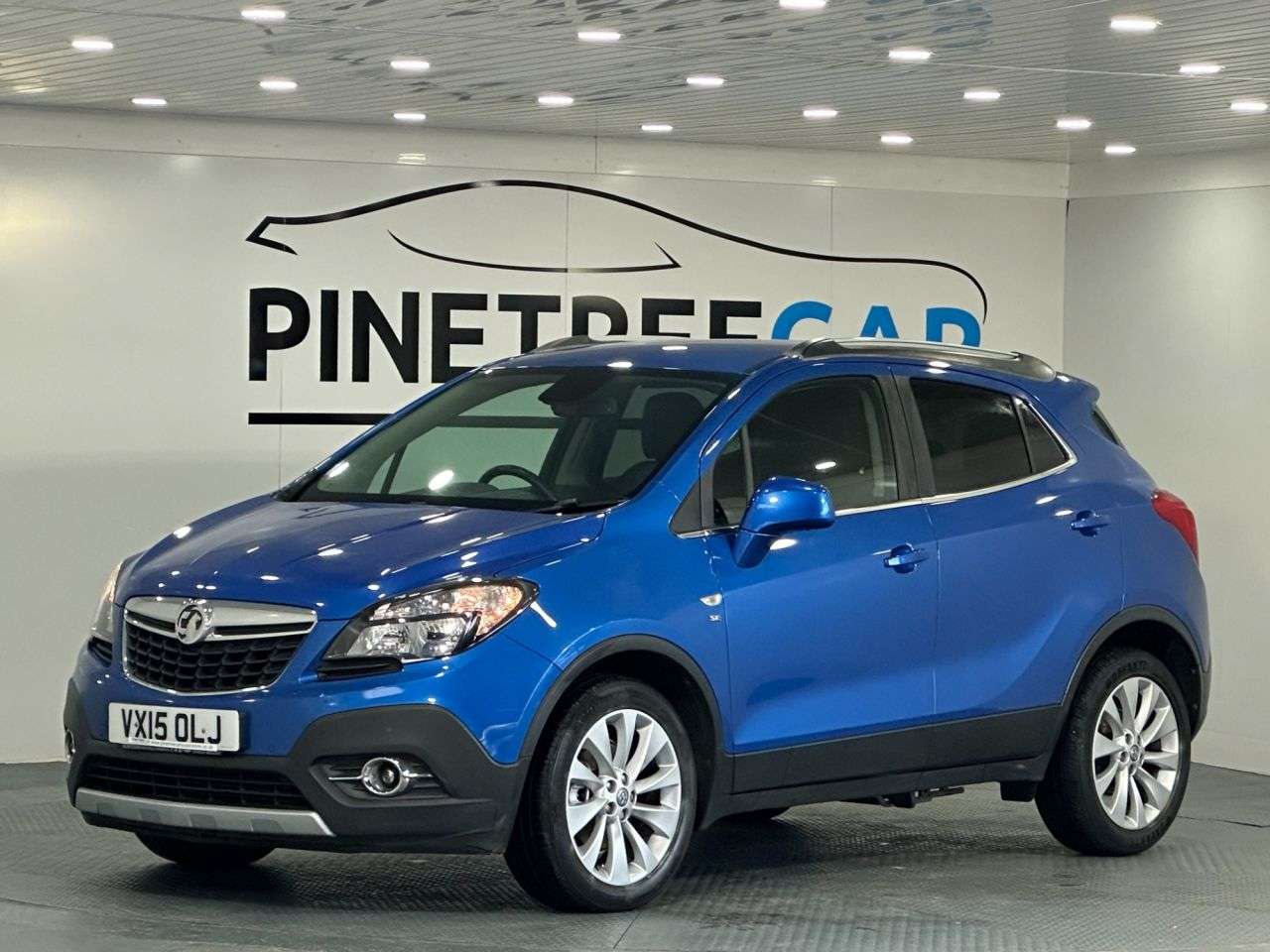 A 2015 VAUXHALL MOKKA 1.7 CDTi SE SUV 5dr Diesel Manual 4WD Euro 5 (s/s) (130 ps) A 2015 VAUXHALL MOKKA 1.7 CDTi SE SUV 5dr Diesel Manual 4WD Euro 5 (s/s) (130 ps)