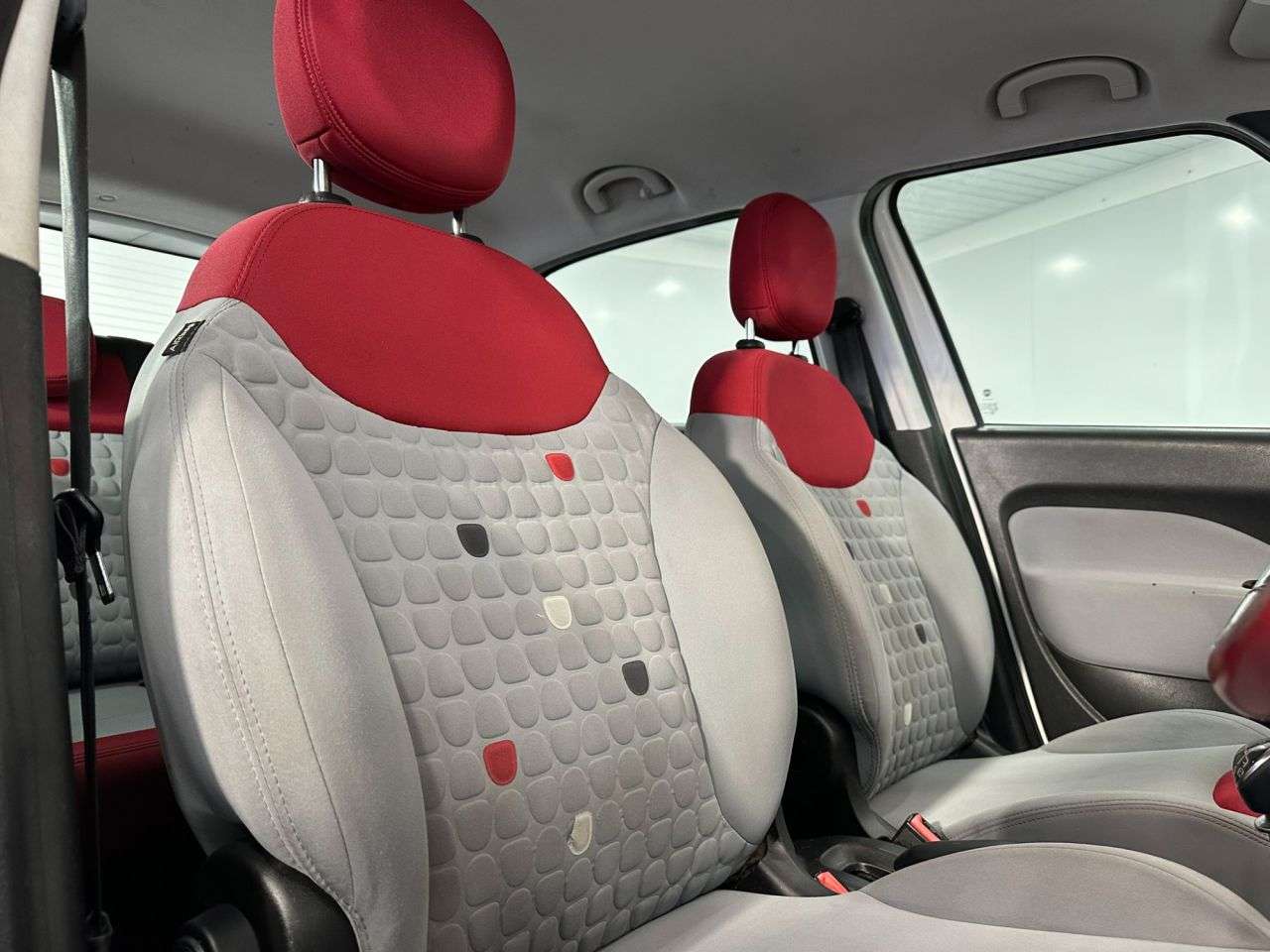 2014 FIAT 500L 2014 FIAT 500L