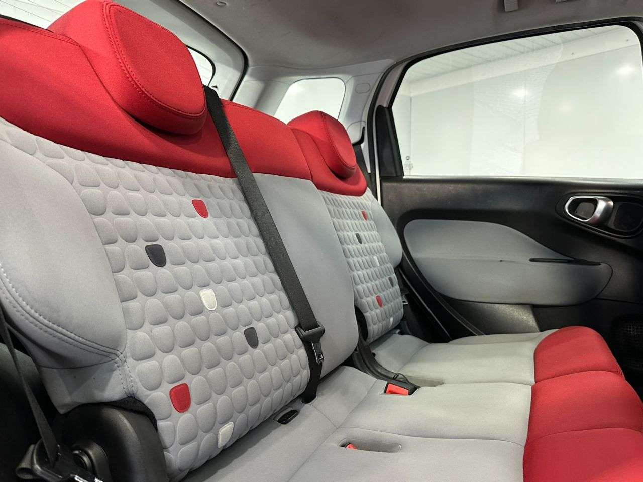 2014 FIAT 500L 2014 FIAT 500L
