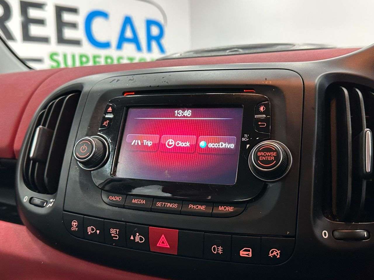 2014 FIAT 500L 2014 FIAT 500L