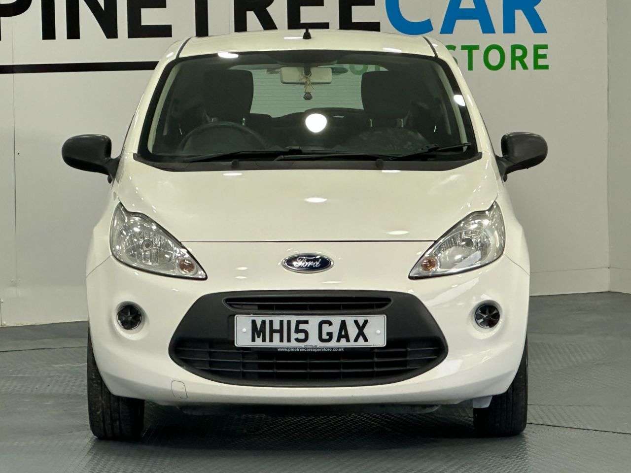 A 2015 FORD KA 1.2 Studio Hatchback 3dr Petrol Manual Euro 5 (s/s) (69 ps) A 2015 FORD KA 1.2 Studio Hatchback 3dr Petrol Manual Euro 5 (s/s) (69 ps)