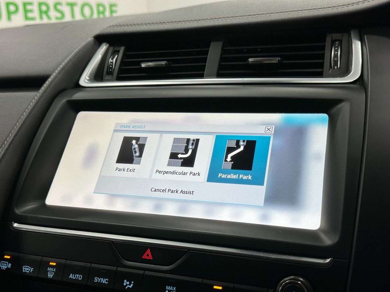 2019 JAGUAR E-PACE 2019 JAGUAR E-PACE