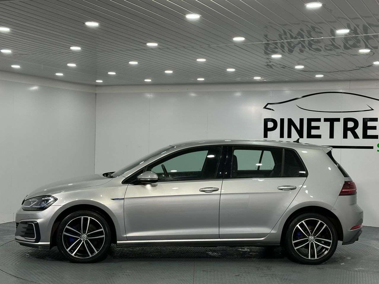 2018 VOLKSWAGEN GOLF 2018 VOLKSWAGEN GOLF