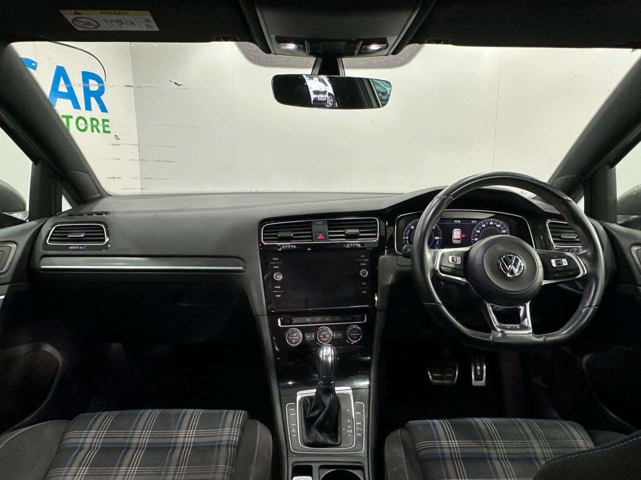 2018 VOLKSWAGEN GOLF 2018 VOLKSWAGEN GOLF