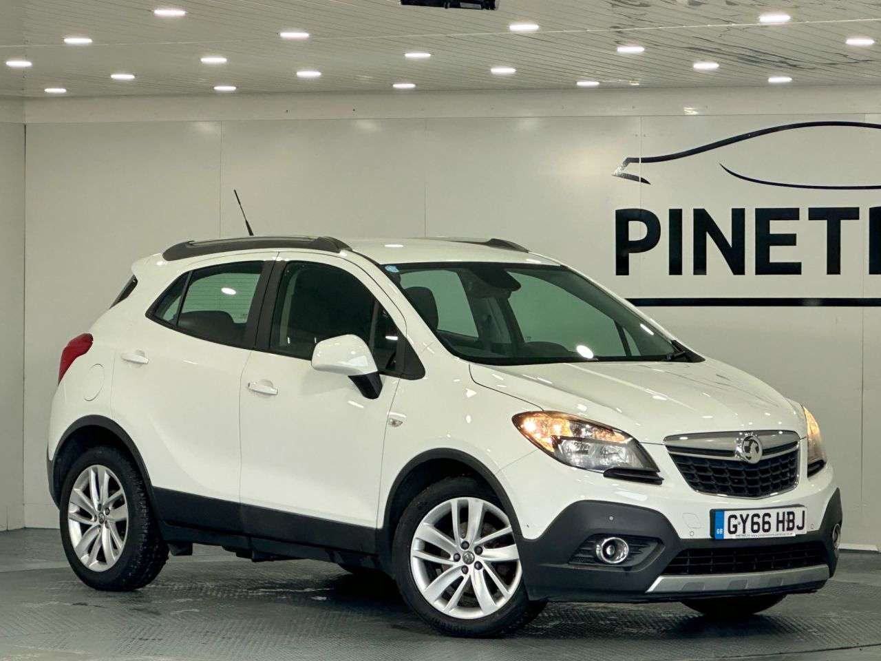 A 2016 VAUXHALL MOKKA 1.4i Turbo Tech Line SUV 5dr Petrol Manual 2WD Euro 6 (s/s) (140 ps) A 2016 VAUXHALL MOKKA 1.4i Turbo Tech Line SUV 5dr Petrol Manual 2WD Euro 6 (s/s) (140 ps)