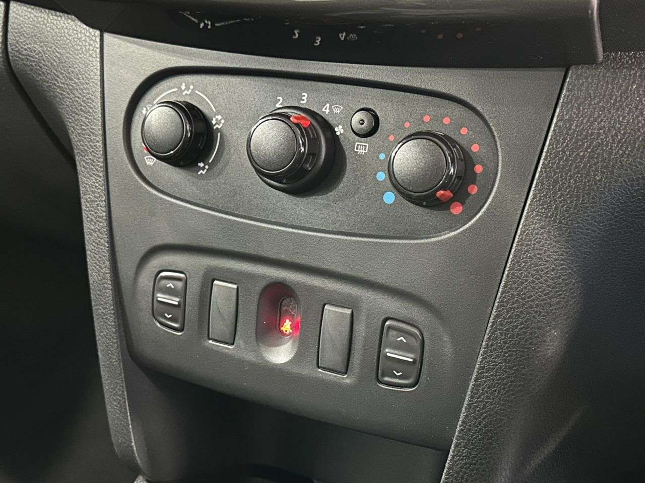 2015 DACIA SANDERO STEPWAY 2015 DACIA SANDERO STEPWAY