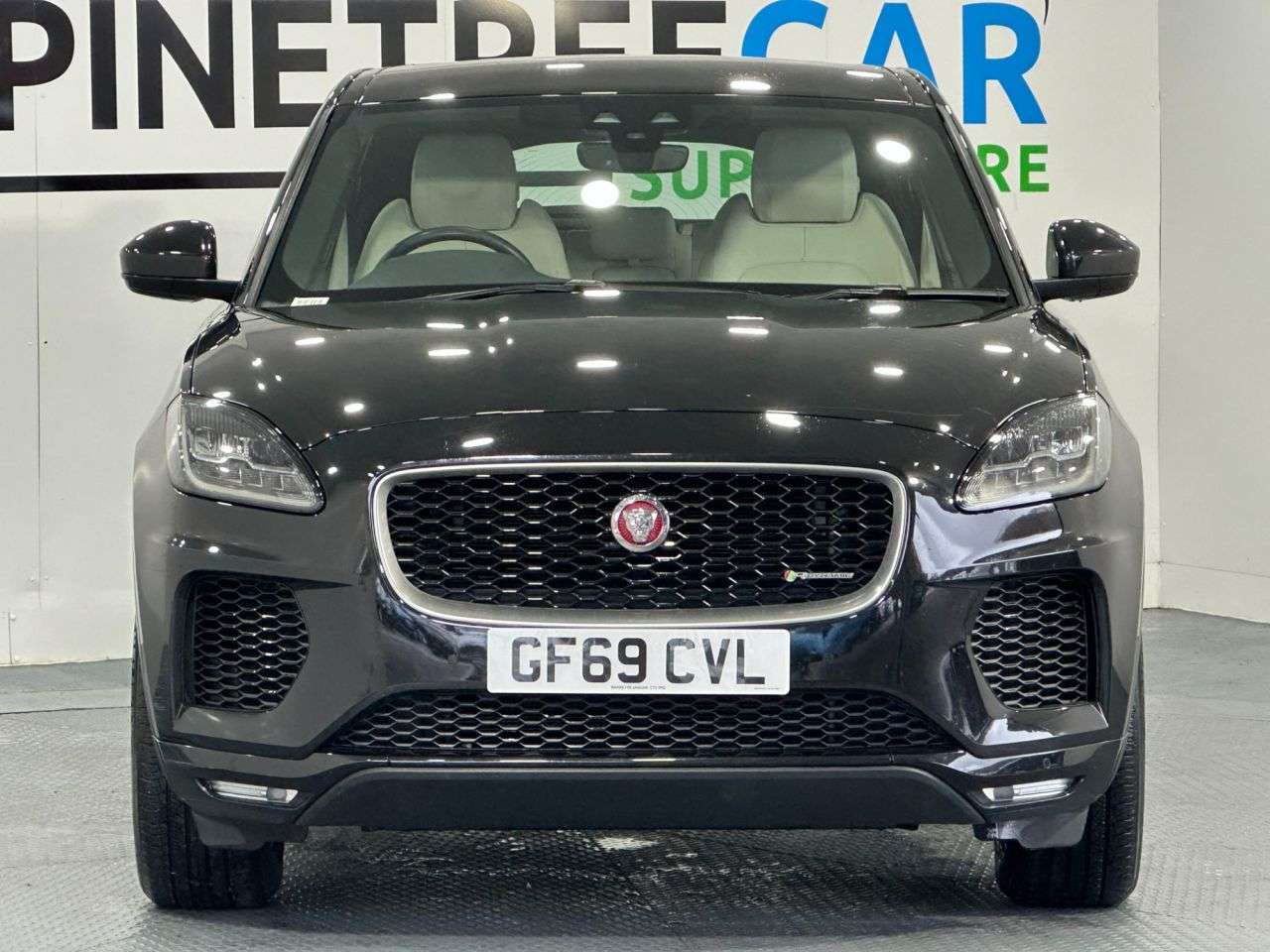 A 2020 JAGUAR E-PACE 2.0 D180 R-Dynamic S SUV 5dr Diesel Auto AWD Euro 6 (s/s) (180 ps) A 2020 JAGUAR E-PACE 2.0 D180 R-Dynamic S SUV 5dr Diesel Auto AWD Euro 6 (s/s) (180 ps)