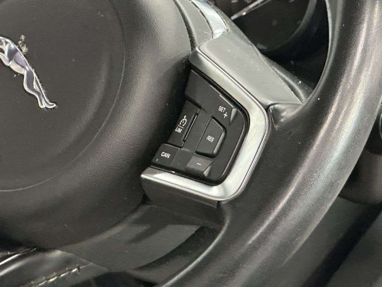 2020 JAGUAR E-PACE 2020 JAGUAR E-PACE