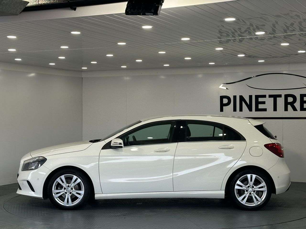 2015 MERCEDES-BENZ A-CLASS 2015 MERCEDES-BENZ A-CLASS