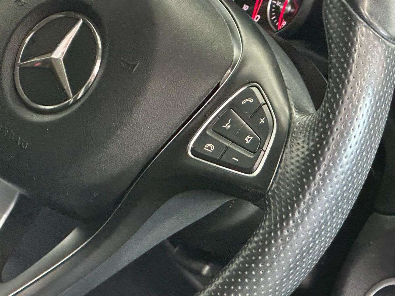 2015 MERCEDES-BENZ A-CLASS 2015 MERCEDES-BENZ A-CLASS