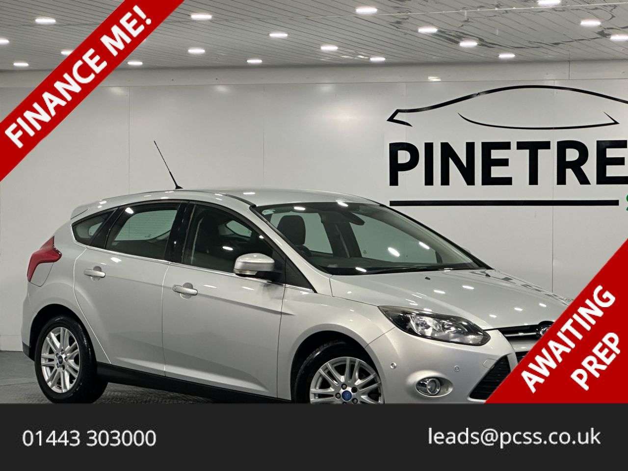 A 2012 FORD FOCUS 1.0T EcoBoost Titanium Hatchback 5dr Petrol Manual Euro 5 (s/s) (125 ps) A 2012 FORD FOCUS 1.0T EcoBoost Titanium Hatchback 5dr Petrol Manual Euro 5 (s/s) (125 ps)