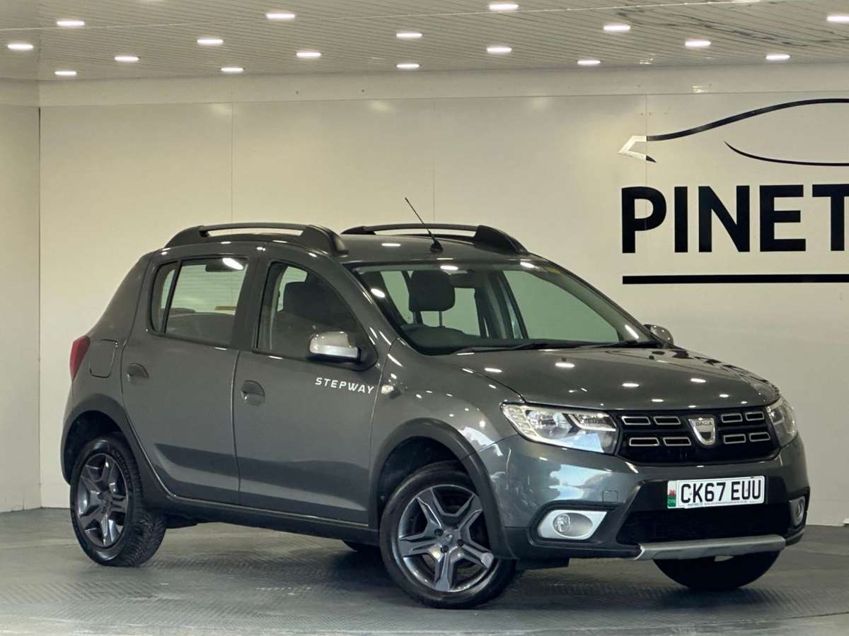 Check out this Dacia Sandero Stepway 2017 Petrol Manual