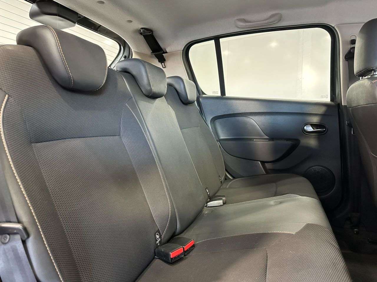 2017 DACIA SANDERO STEPWAY 2017 DACIA SANDERO STEPWAY