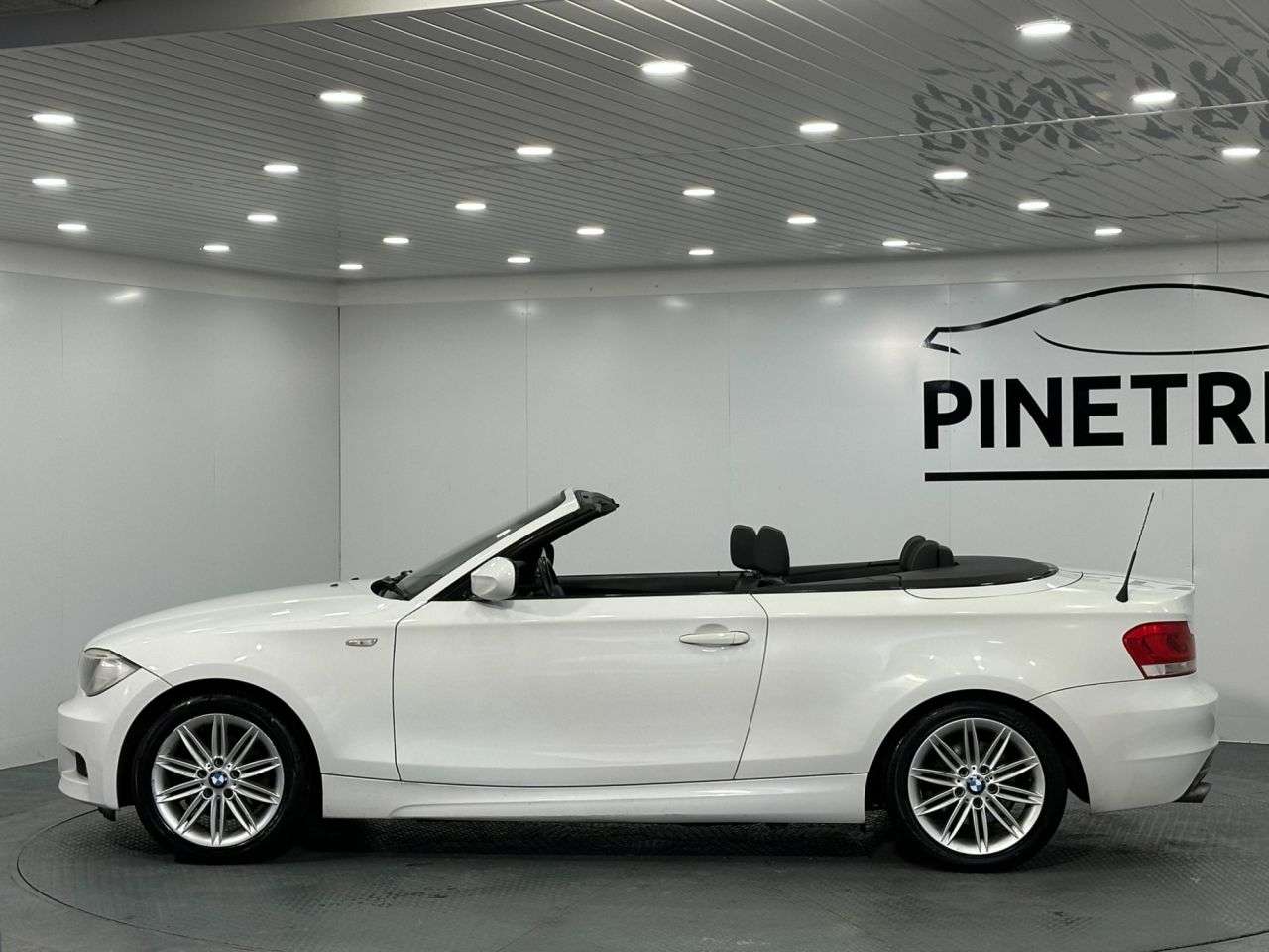 2011 BMW 1 SERIES 2011 BMW 1 SERIES