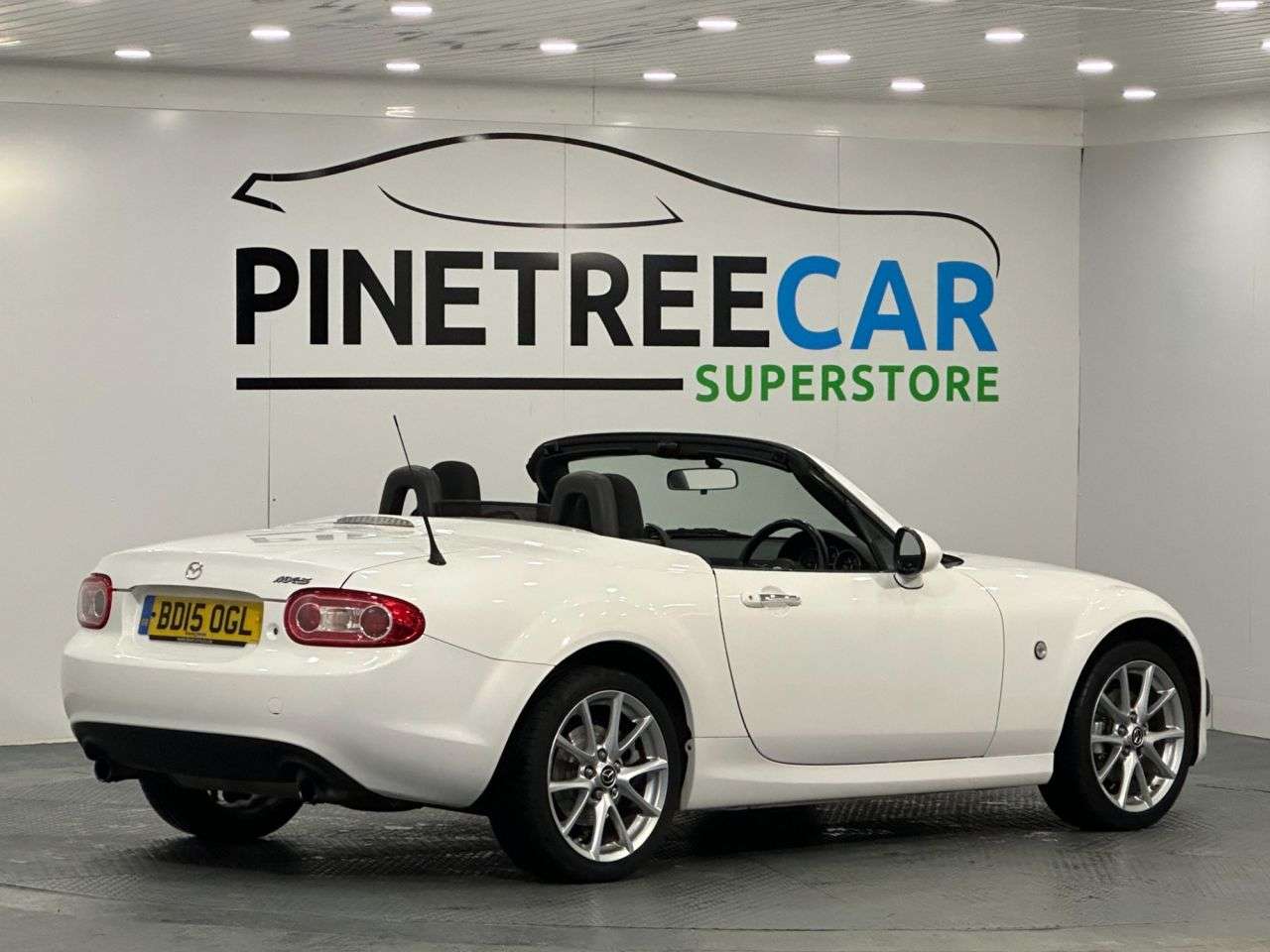 2015 MAZDA MX-5 2015 MAZDA MX-5