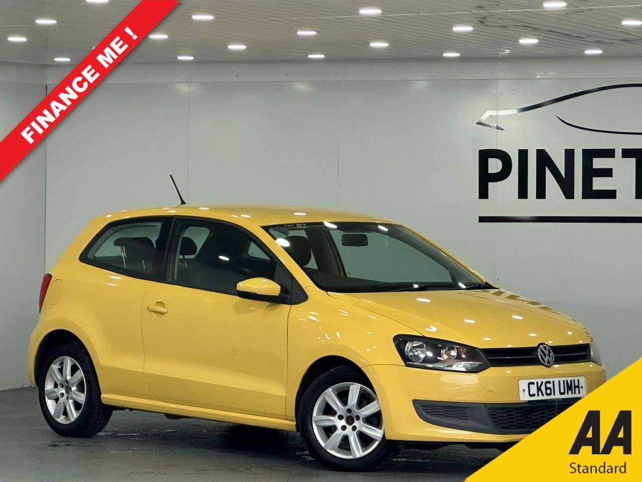 A 2012 VOLKSWAGEN POLO 1.4 SE Hatchback 3dr Petrol Manual Euro 5 (85 ps) A 2012 VOLKSWAGEN POLO 1.4 SE Hatchback 3dr Petrol Manual Euro 5 (85 ps)