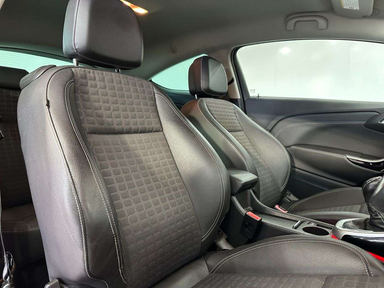 2012 VAUXHALL ASTRA GTC 2012 VAUXHALL ASTRA GTC