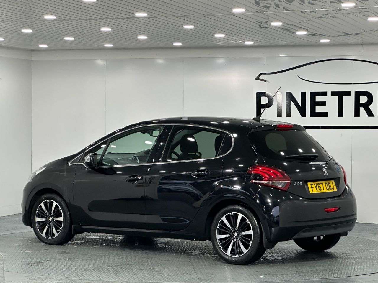 2017 PEUGEOT 208 2017 PEUGEOT 208