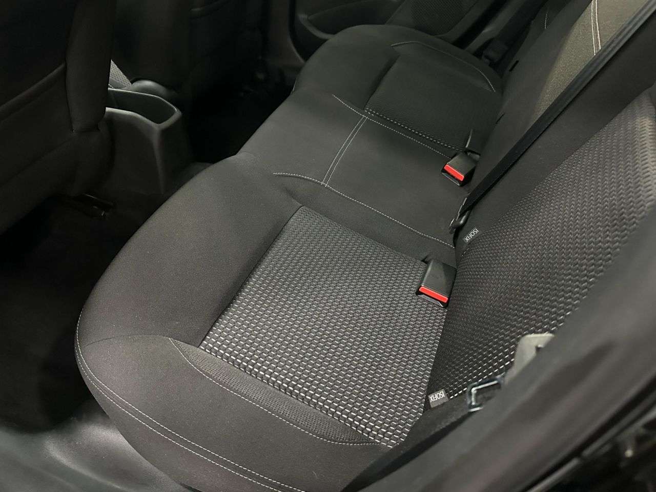 2017 PEUGEOT 208 2017 PEUGEOT 208