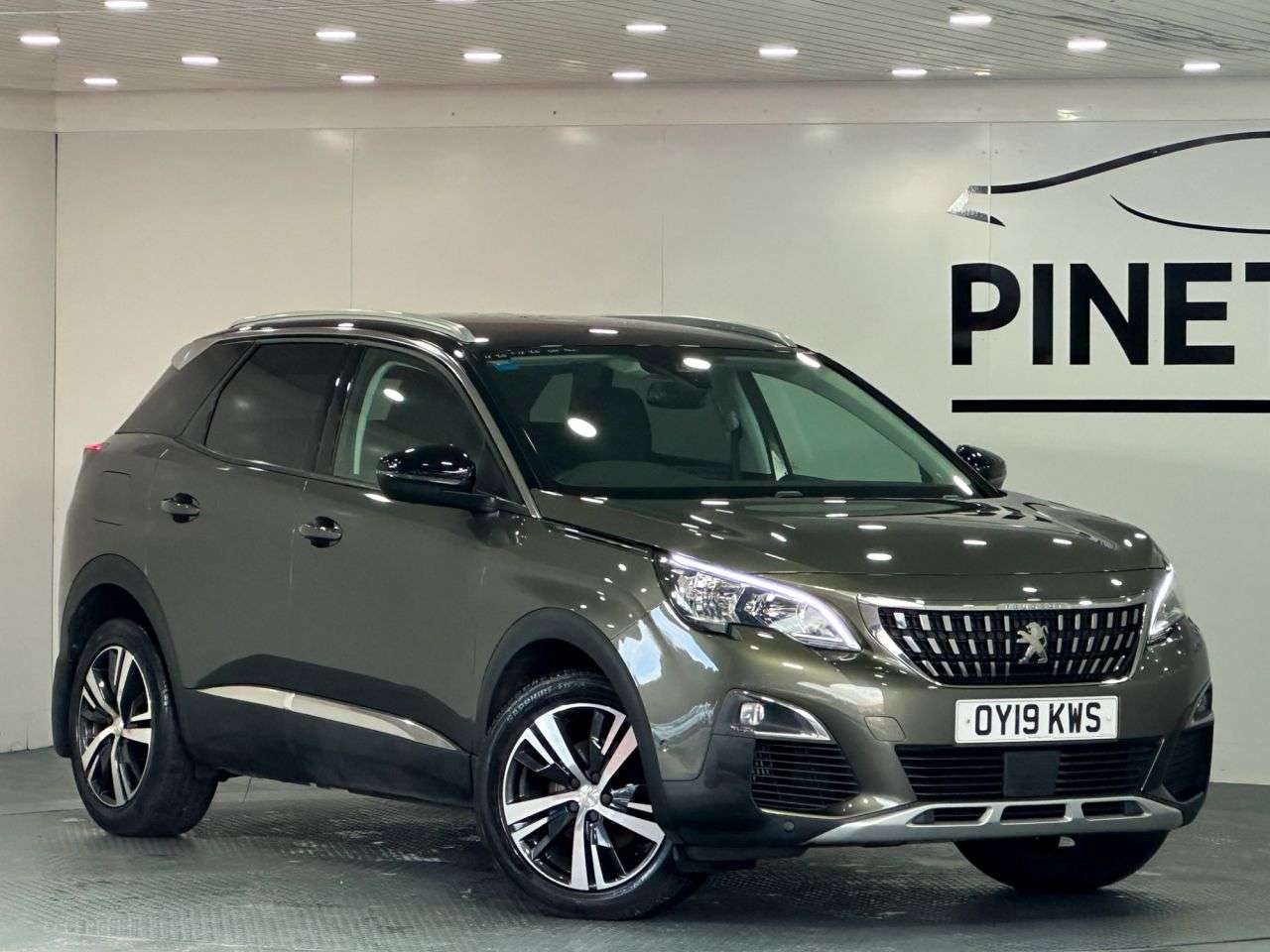 A 2019 PEUGEOT 3008 1.2 PureTech Allure SUV 5dr Petrol Manual Euro 6 (s/s) (130 ps) A 2019 PEUGEOT 3008 1.2 PureTech Allure SUV 5dr Petrol Manual Euro 6 (s/s) (130 ps)