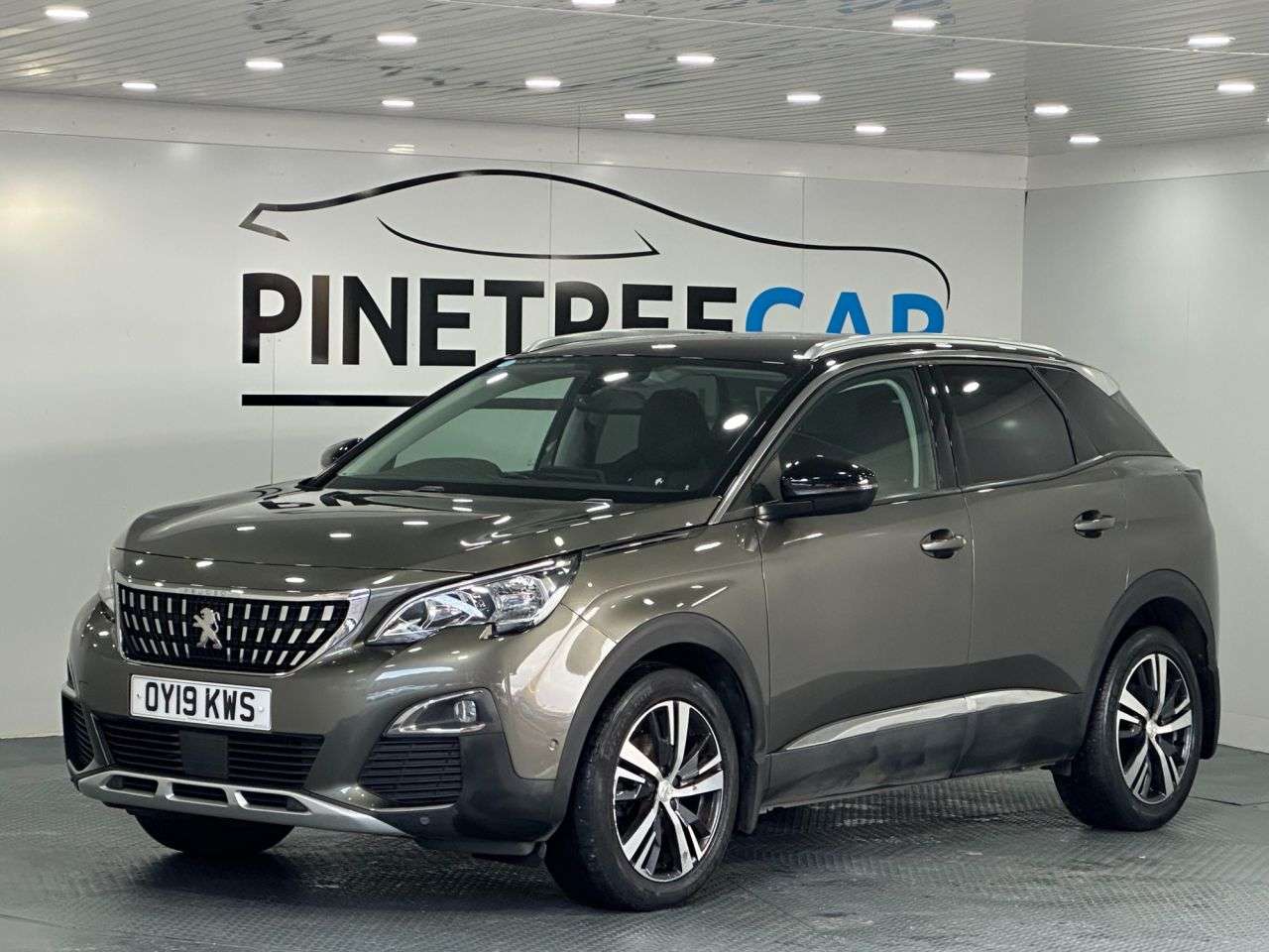 A 2019 PEUGEOT 3008 1.2 PureTech Allure SUV 5dr Petrol Manual Euro 6 (s/s) (130 ps) A 2019 PEUGEOT 3008 1.2 PureTech Allure SUV 5dr Petrol Manual Euro 6 (s/s) (130 ps)