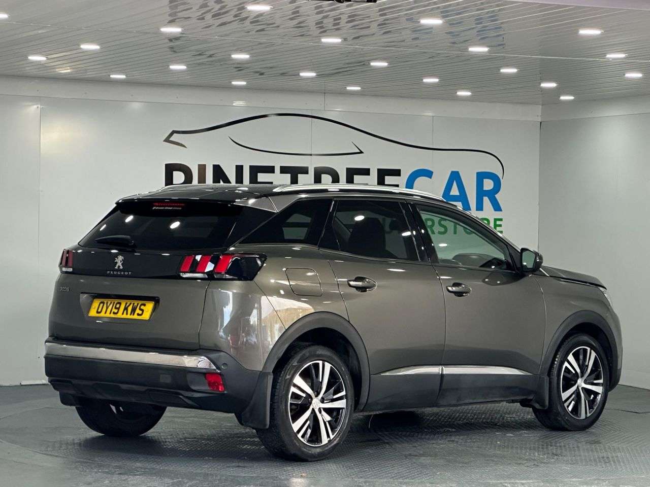 2019 PEUGEOT 3008 2019 PEUGEOT 3008