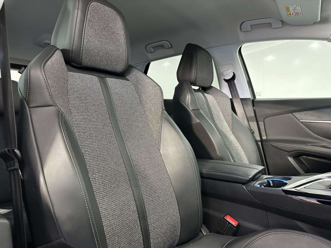 2019 PEUGEOT 3008 2019 PEUGEOT 3008