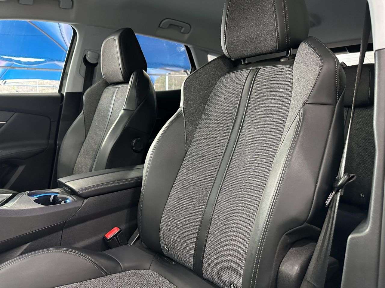 2019 PEUGEOT 3008 2019 PEUGEOT 3008