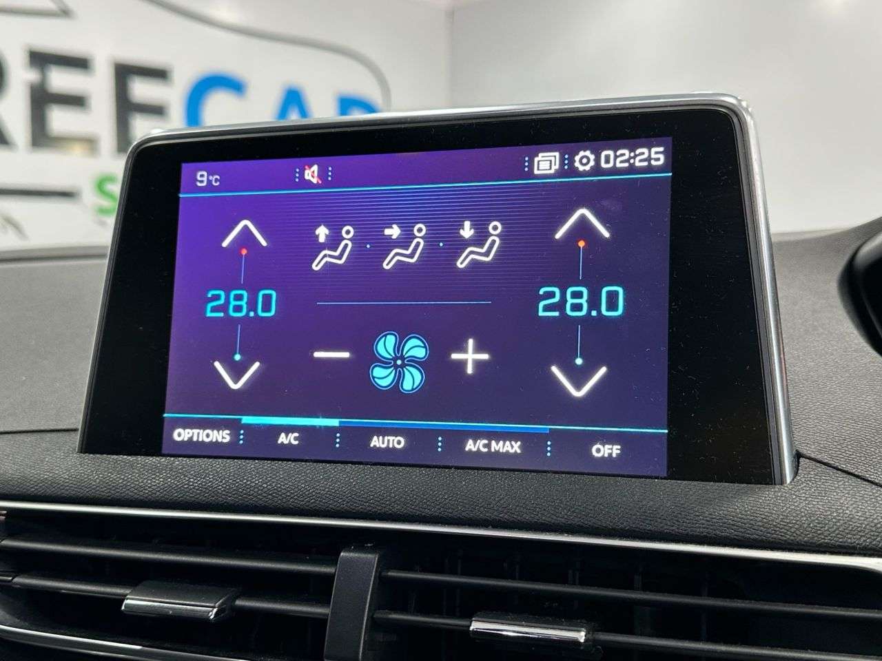 2019 PEUGEOT 3008 2019 PEUGEOT 3008