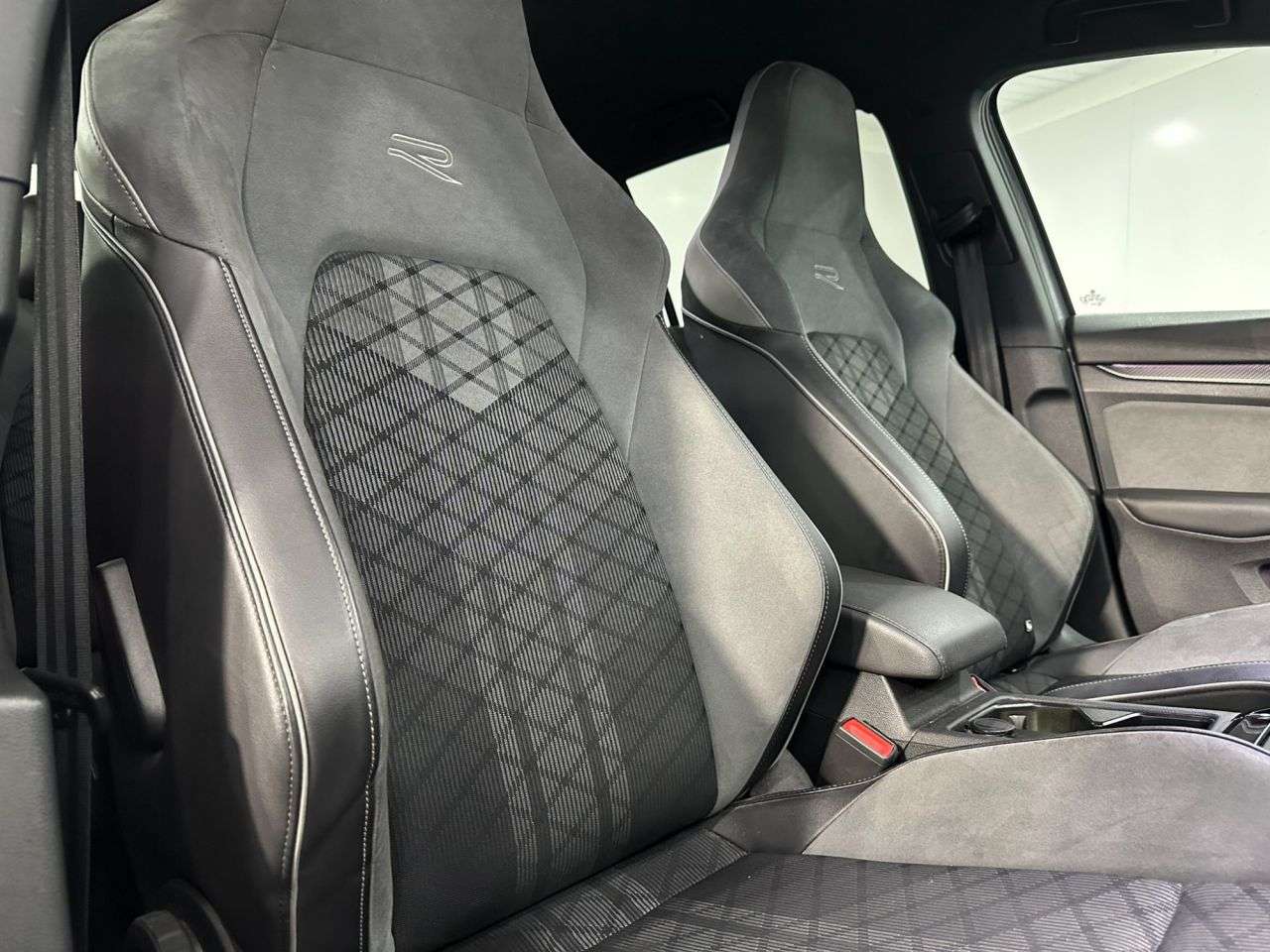 2022 VOLKSWAGEN GOLF 2022 VOLKSWAGEN GOLF