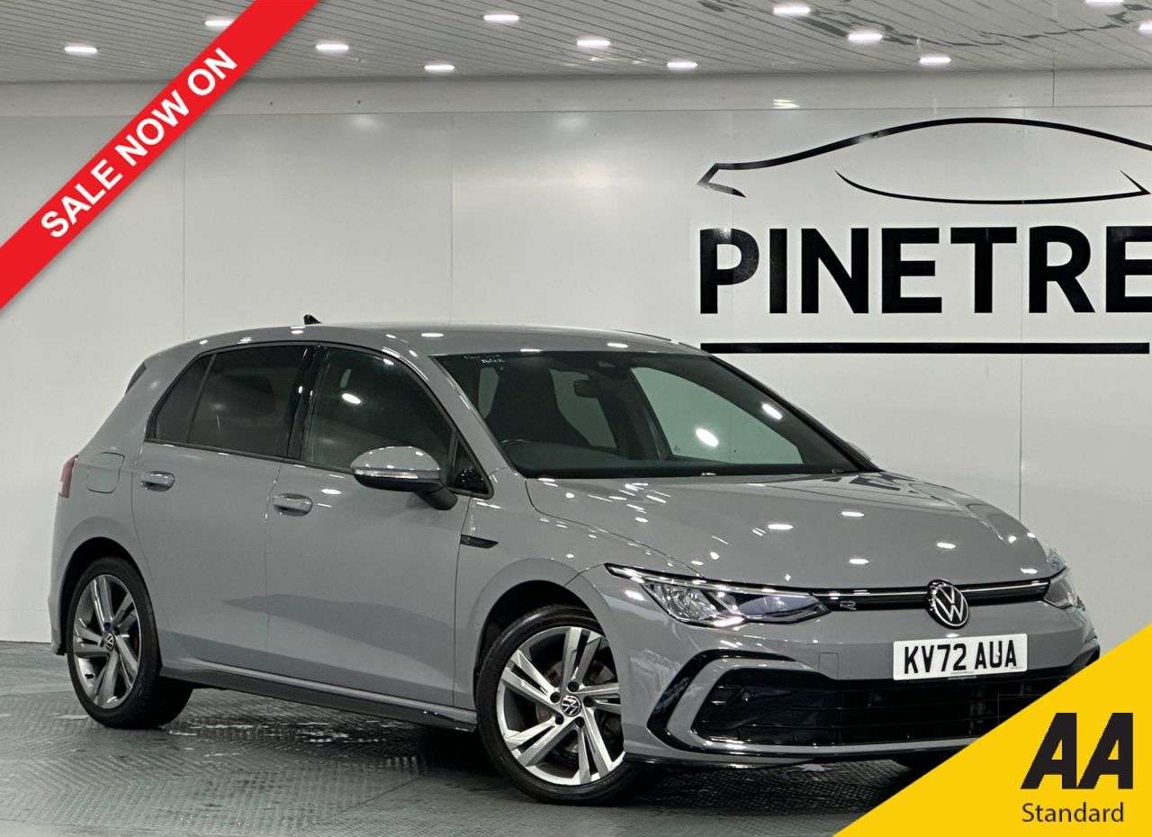 A 2022 VOLKSWAGEN GOLF 1.5 TSI R-Line Hatchback 5dr Petrol Manual Euro 6 (s/s) (130 ps) A 2022 VOLKSWAGEN GOLF 1.5 TSI R-Line Hatchback 5dr Petrol Manual Euro 6 (s/s) (130 ps)