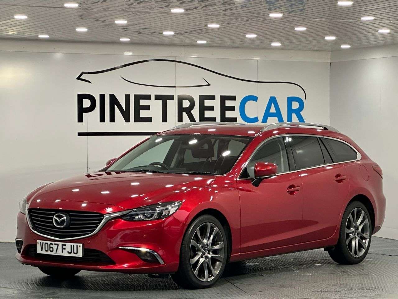 A 2017 MAZDA MAZDA6 2.2 SKYACTIV-D Sport Nav Tourer 5dr Diesel Manual Euro 6 (s/s) (175 ps) A 2017 MAZDA MAZDA6 2.2 SKYACTIV-D Sport Nav Tourer 5dr Diesel Manual Euro 6 (s/s) (175 ps)