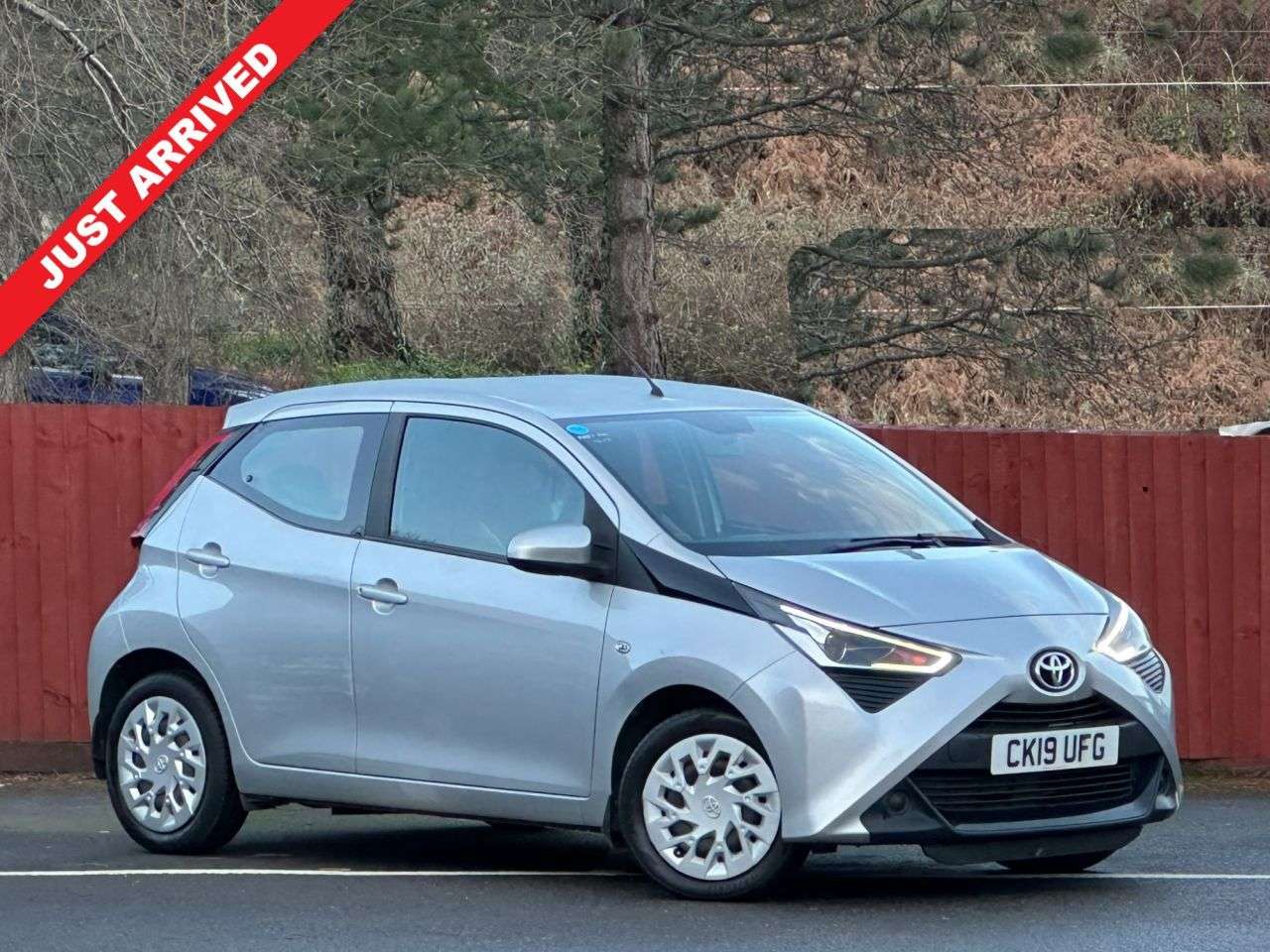 A 2019 TOYOTA AYGO 1.0 VVT-i x-play Hatchback 5dr Petrol Manual Euro 6 (71 ps) A 2019 TOYOTA AYGO 1.0 VVT-i x-play Hatchback 5dr Petrol Manual Euro 6 (71 ps)