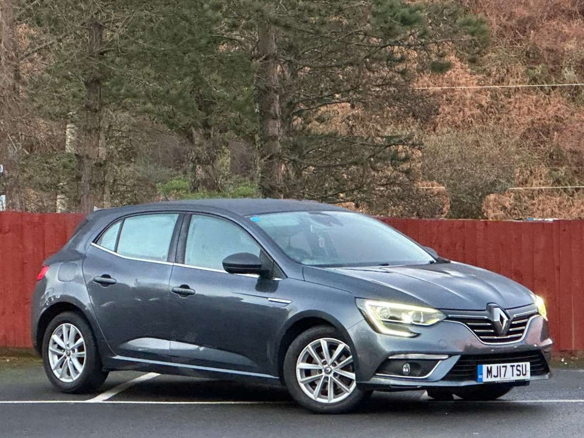 Check out this Renault Megane 2017 Diesel Manual