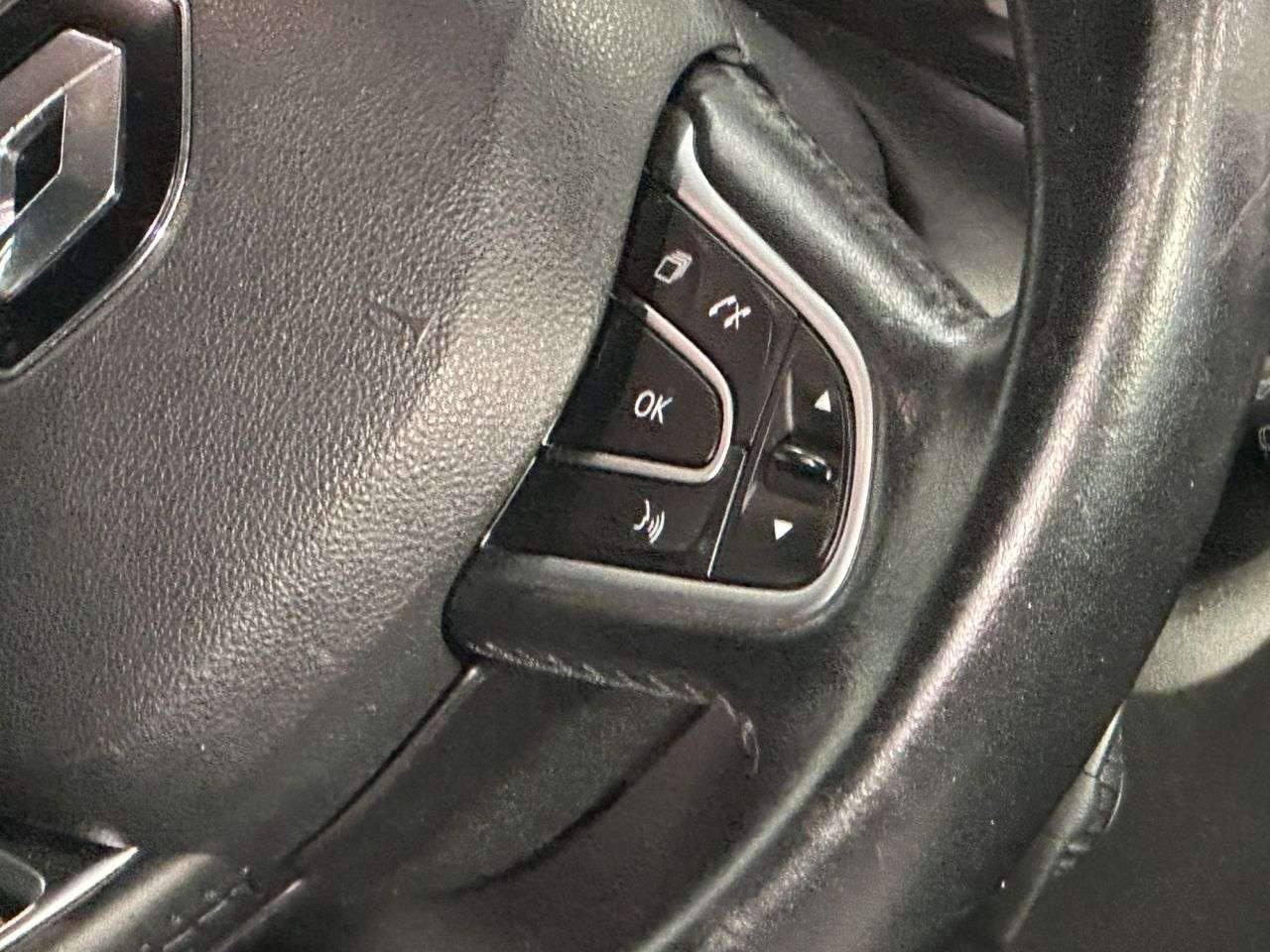 2017 RENAULT MEGANE 2017 RENAULT MEGANE