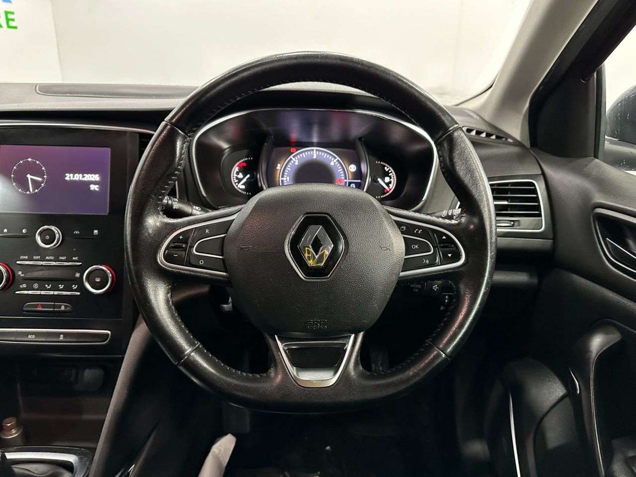2017 RENAULT MEGANE 2017 RENAULT MEGANE