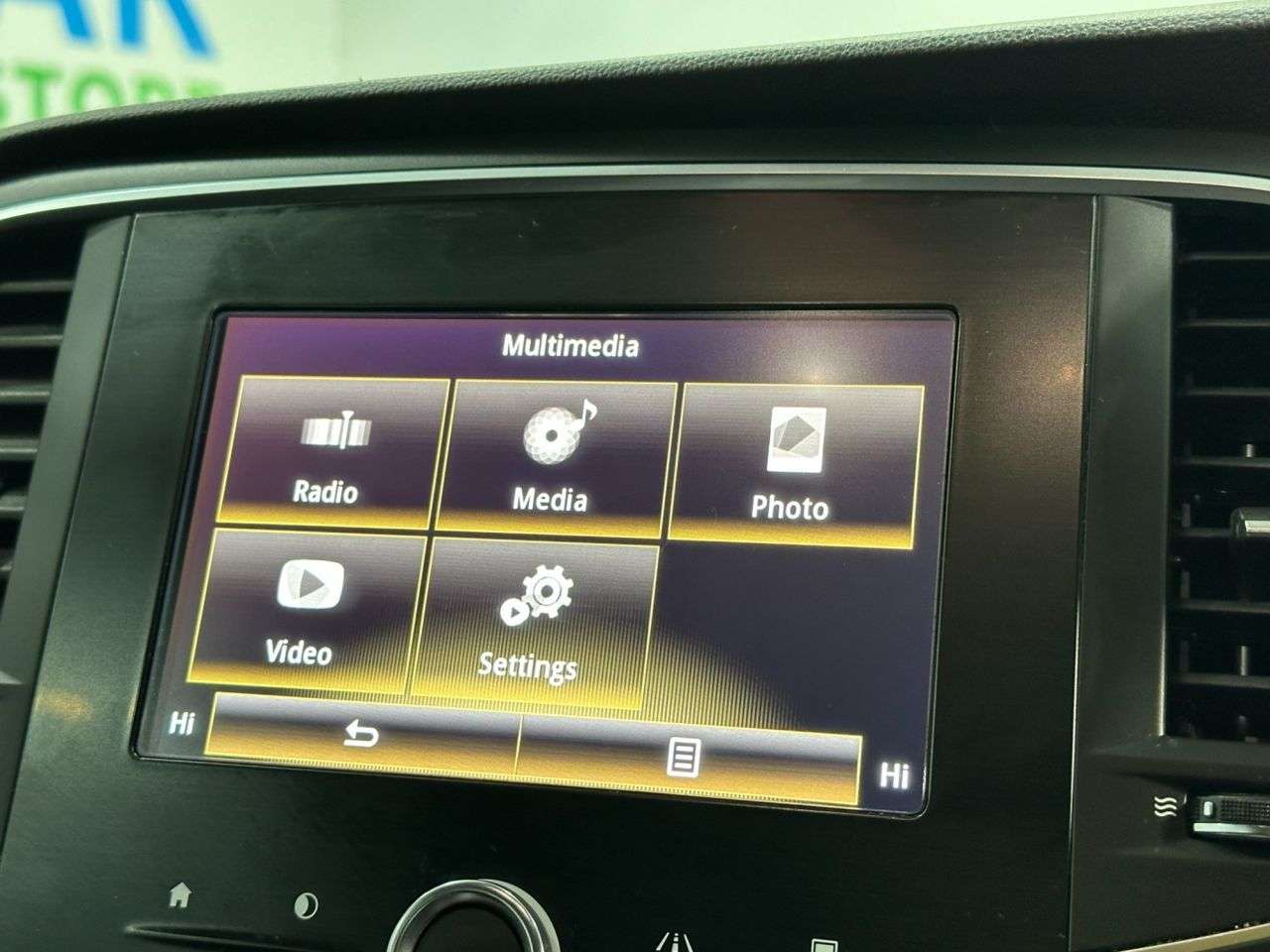 2017 RENAULT MEGANE 2017 RENAULT MEGANE