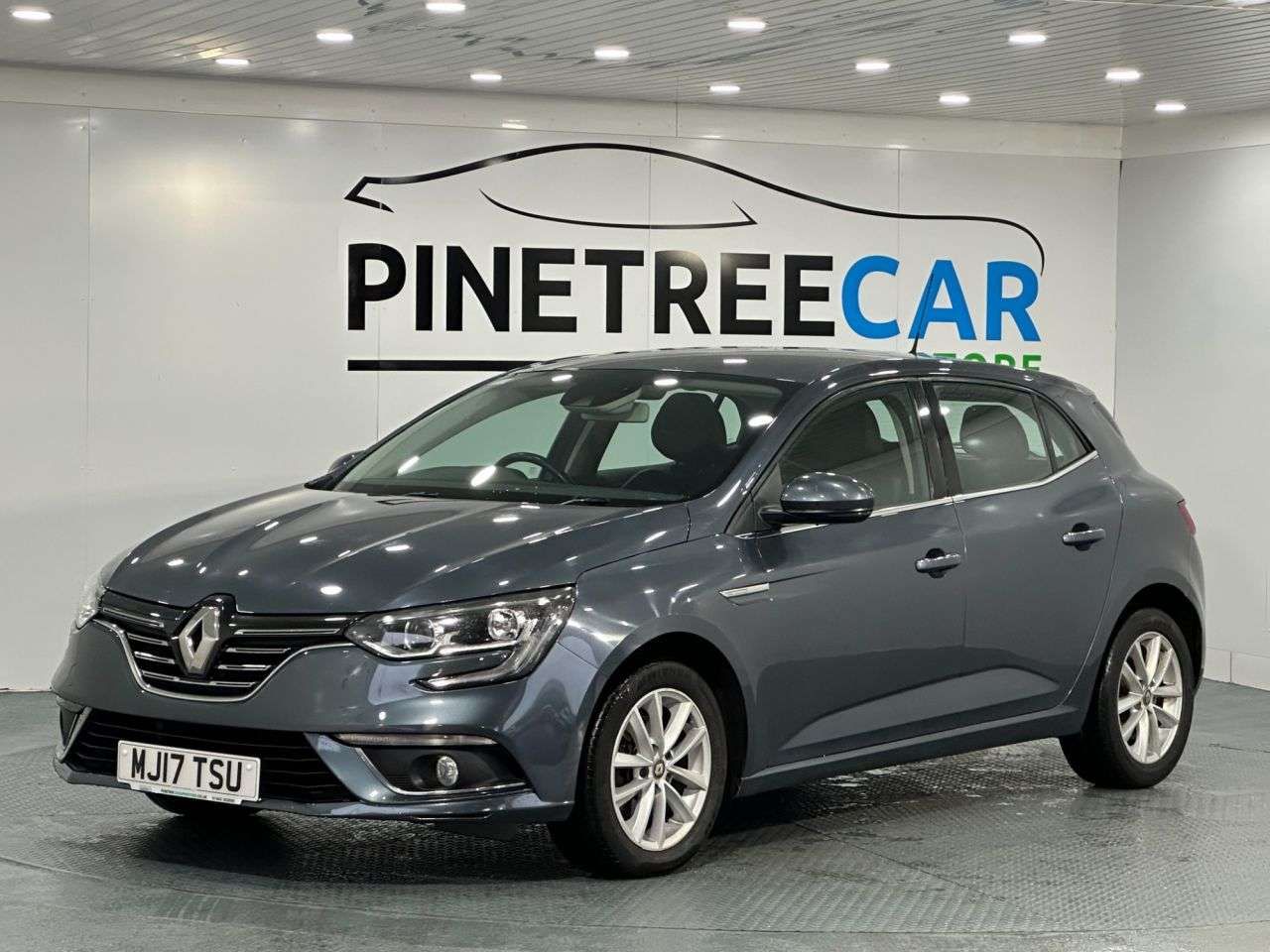 2017 RENAULT MEGANE 2017 RENAULT MEGANE
