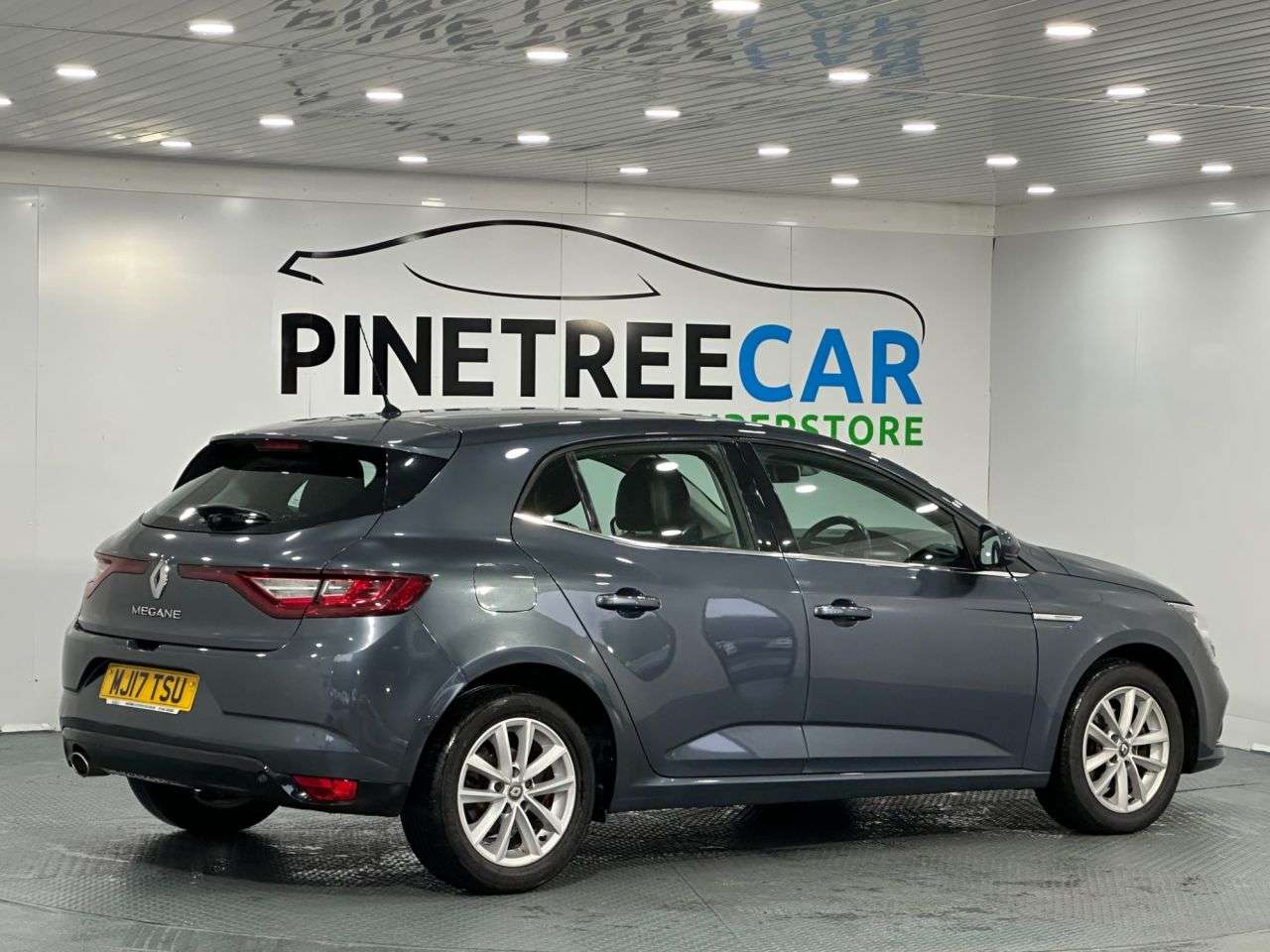 2017 RENAULT MEGANE 2017 RENAULT MEGANE