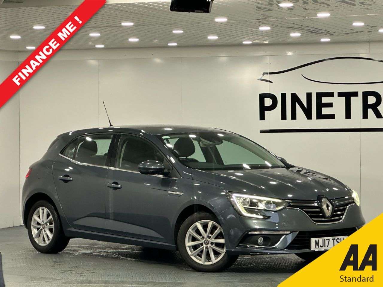 2017 RENAULT MEGANE 2017 RENAULT MEGANE