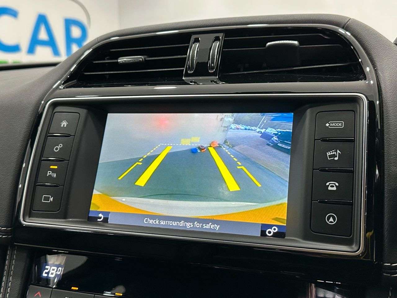 2018 JAGUAR F-PACE 2018 JAGUAR F-PACE