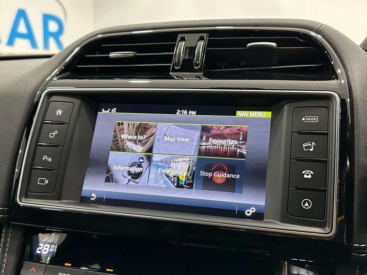 2018 JAGUAR F-PACE 2018 JAGUAR F-PACE