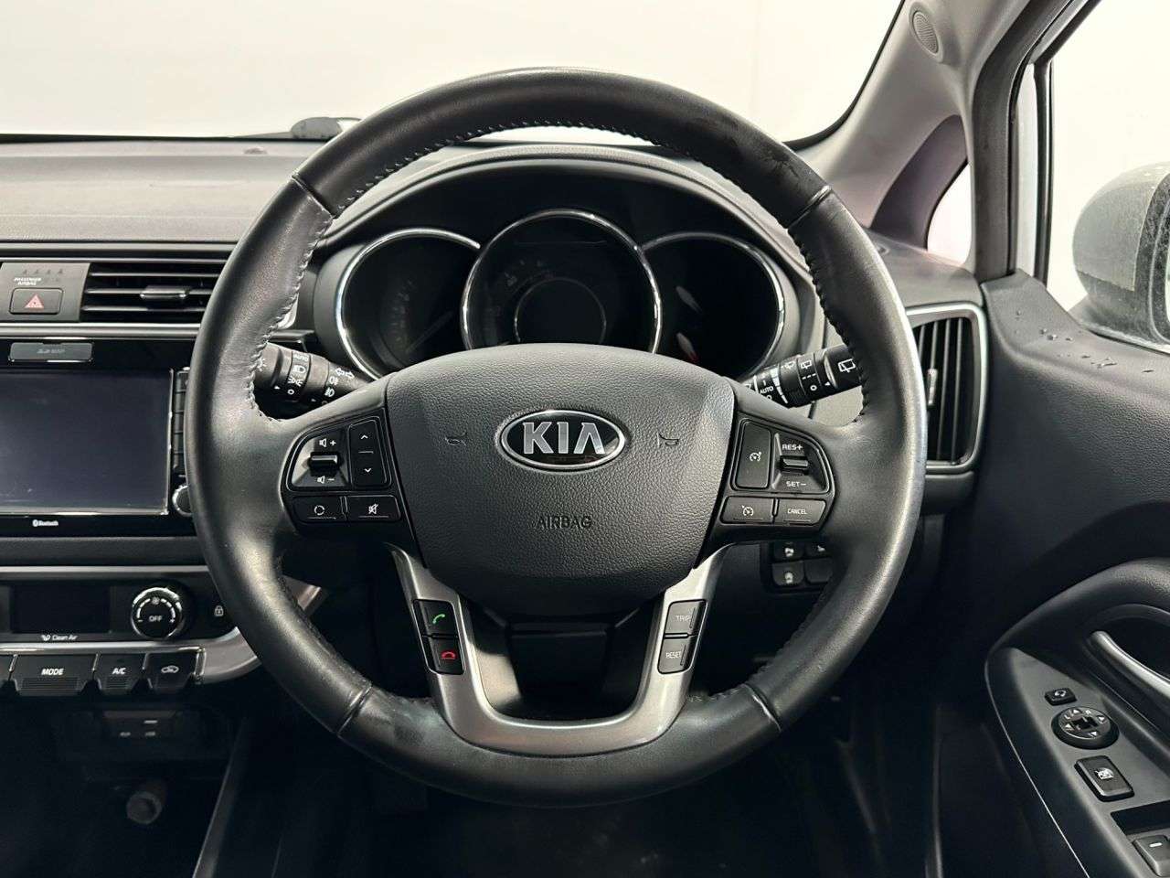 2016 KIA RIO 2016 KIA RIO