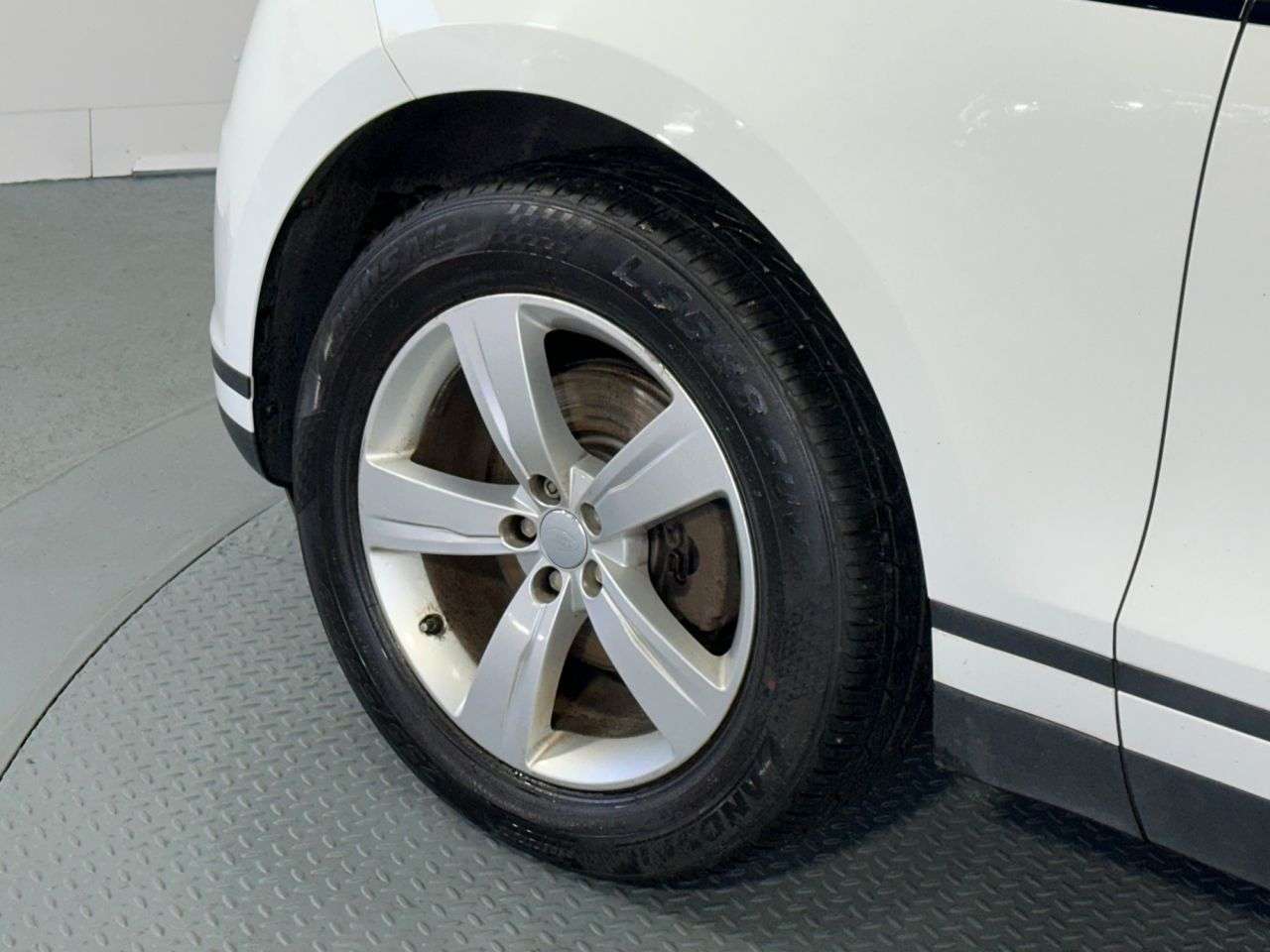 2018 LAND ROVER RANGE ROVER VELAR 2018 LAND ROVER RANGE ROVER VELAR