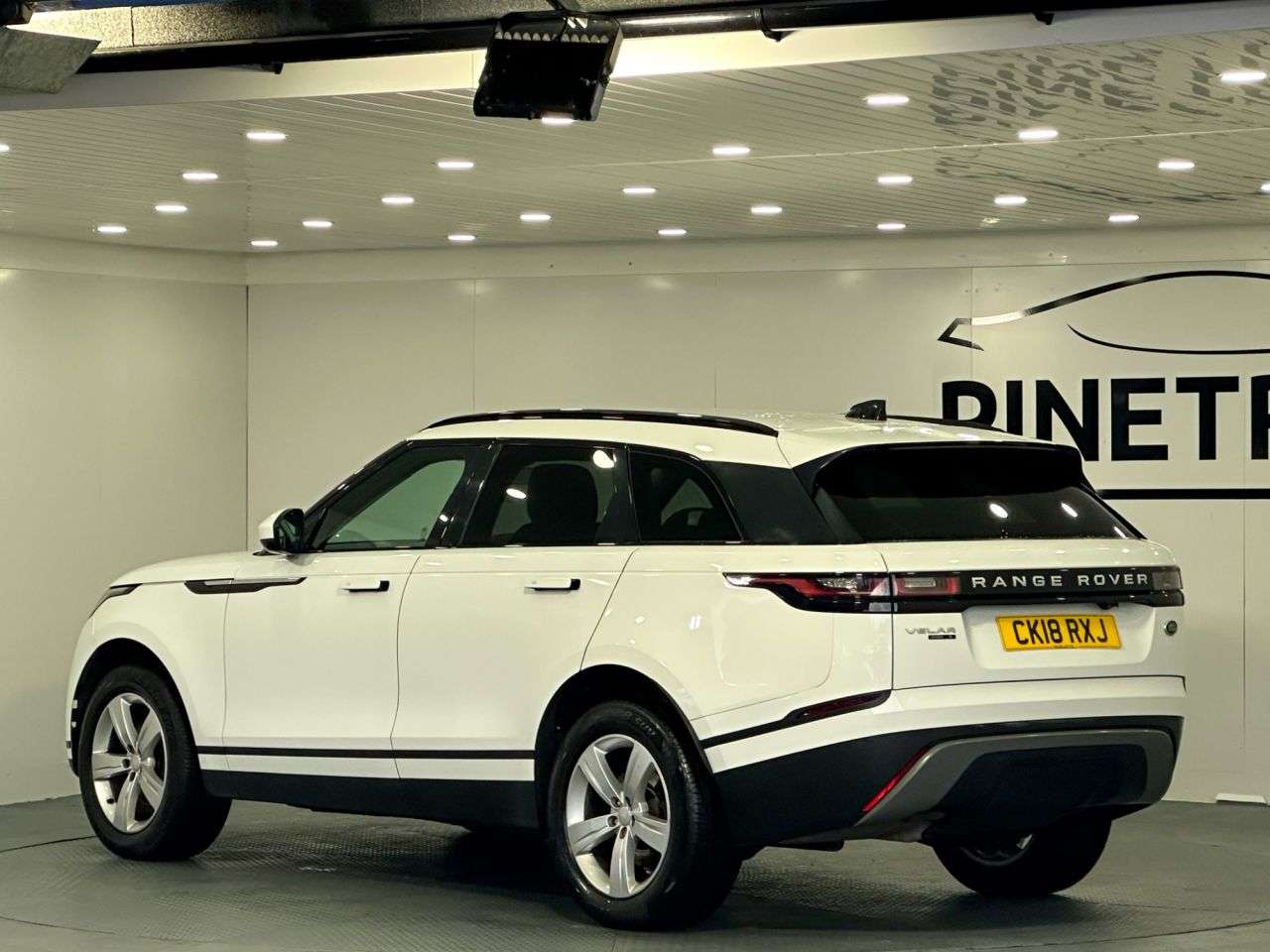 2018 LAND ROVER RANGE ROVER VELAR 2018 LAND ROVER RANGE ROVER VELAR