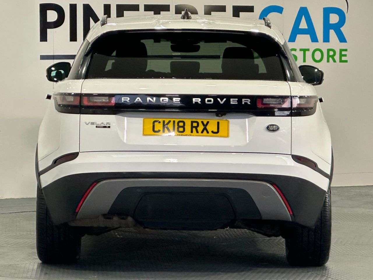 2018 LAND ROVER RANGE ROVER VELAR 2018 LAND ROVER RANGE ROVER VELAR