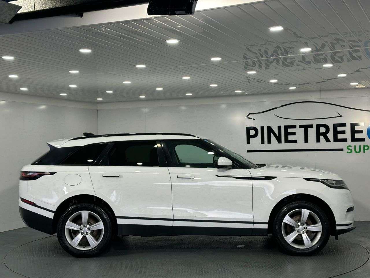 2018 LAND ROVER RANGE ROVER VELAR 2018 LAND ROVER RANGE ROVER VELAR