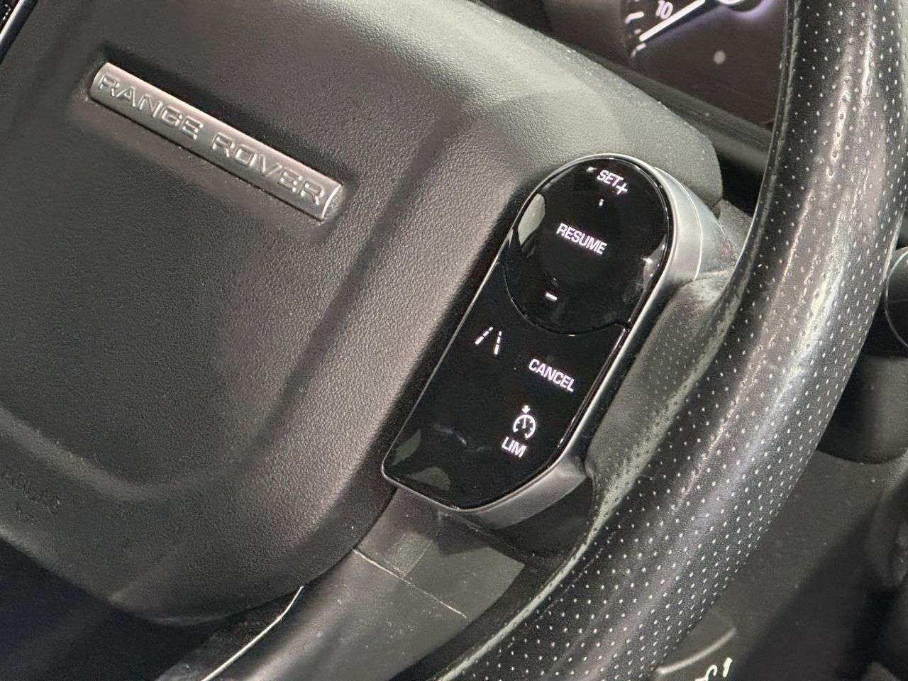 2018 LAND ROVER RANGE ROVER VELAR 2018 LAND ROVER RANGE ROVER VELAR